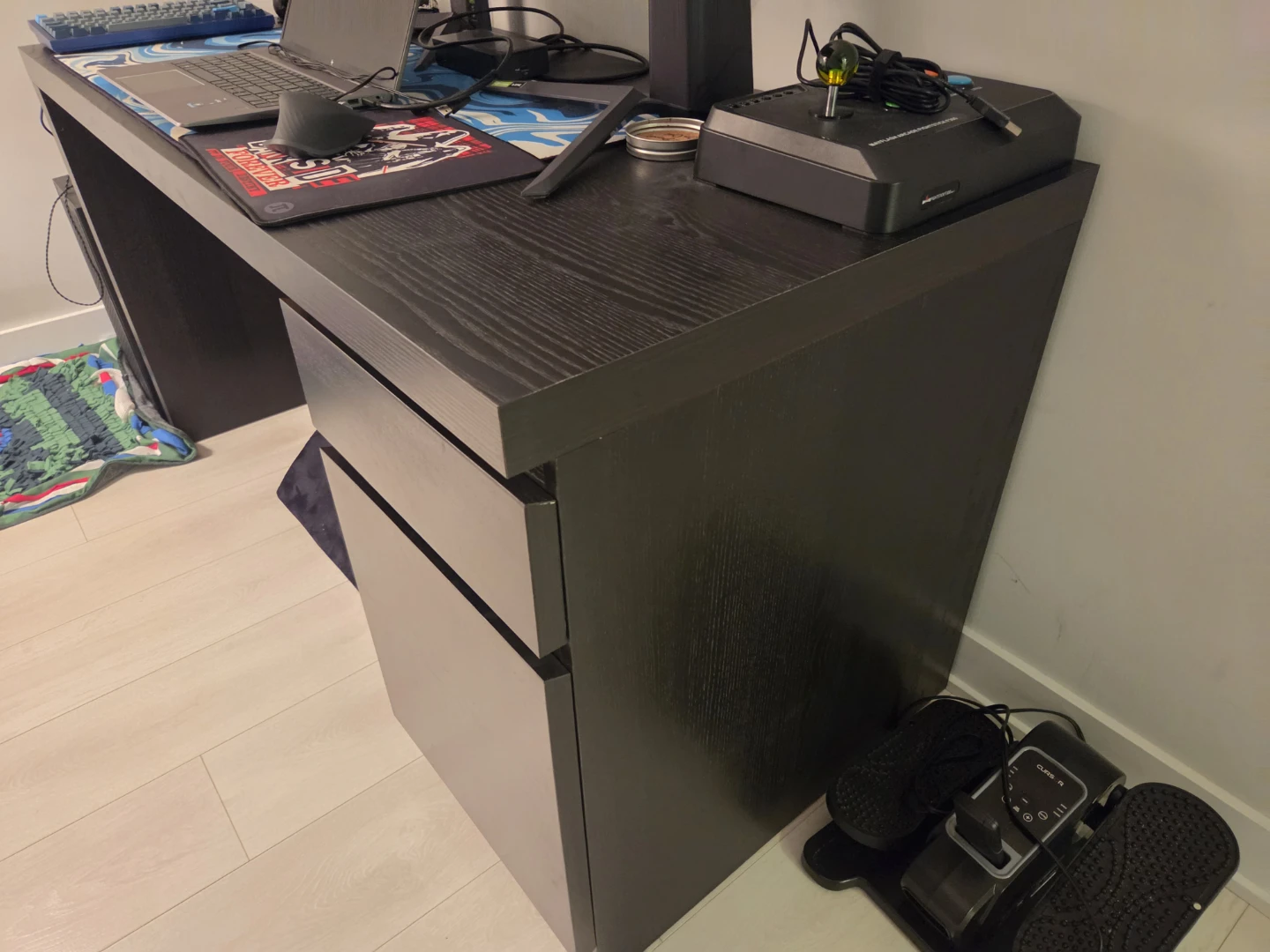 Ikea Malm desk (brown) - photo 2