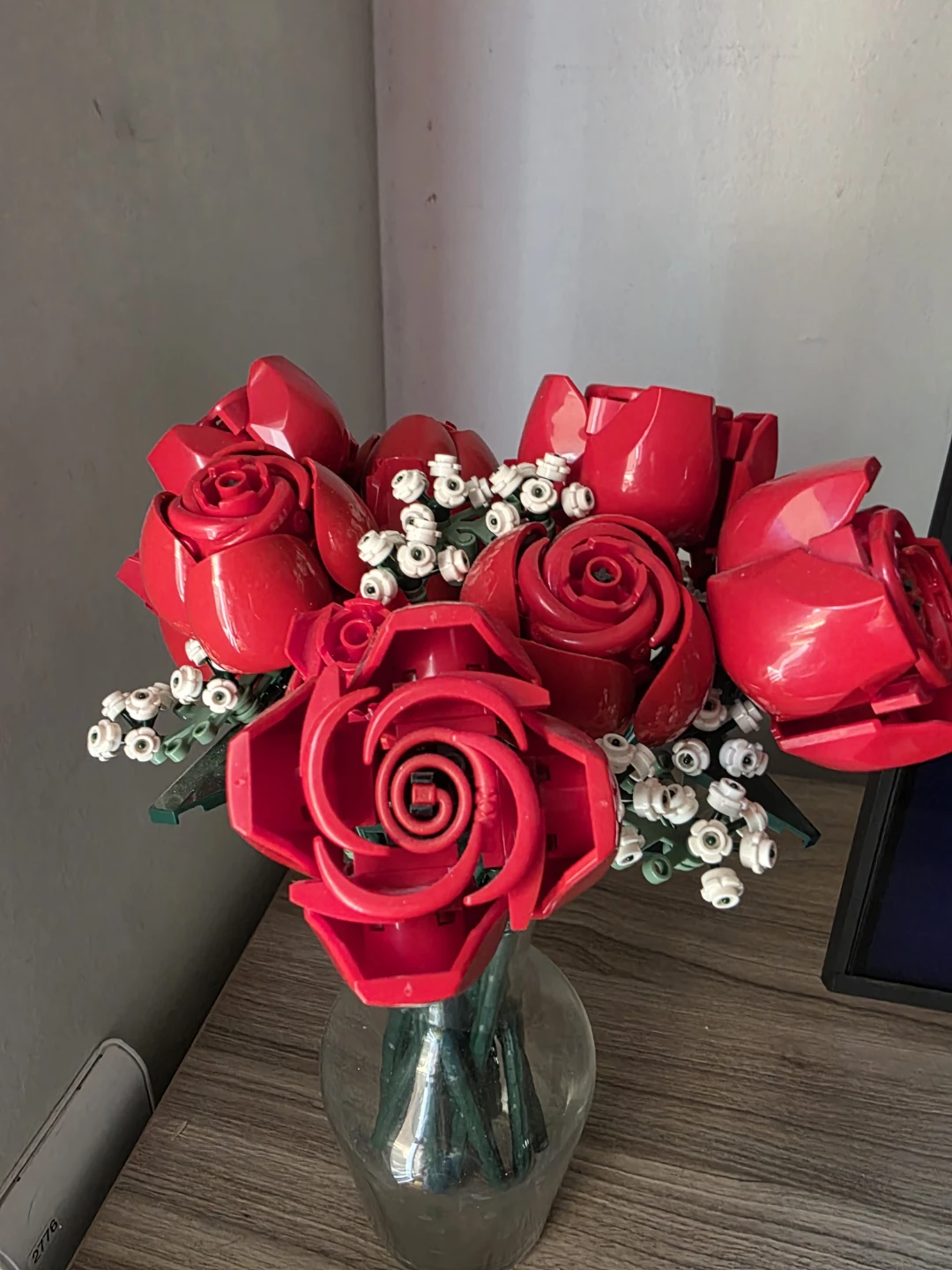 LEGO Red Rose Bouquet Building Set