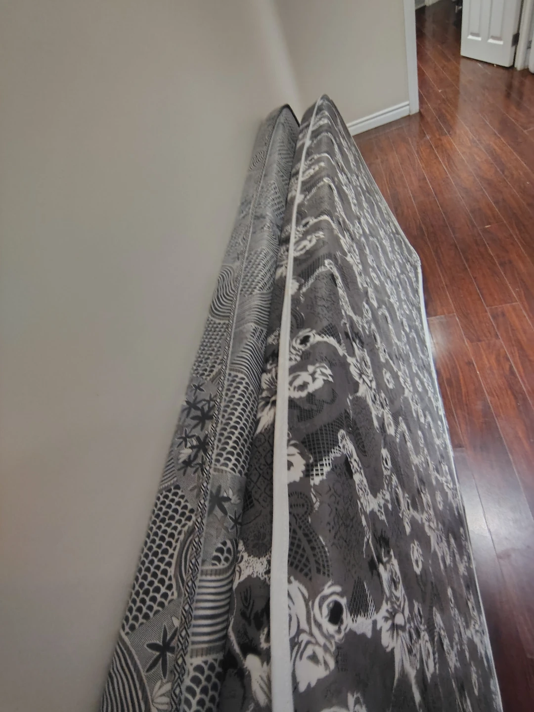 Mattress with Floral and Swirl Pattern - photo 2