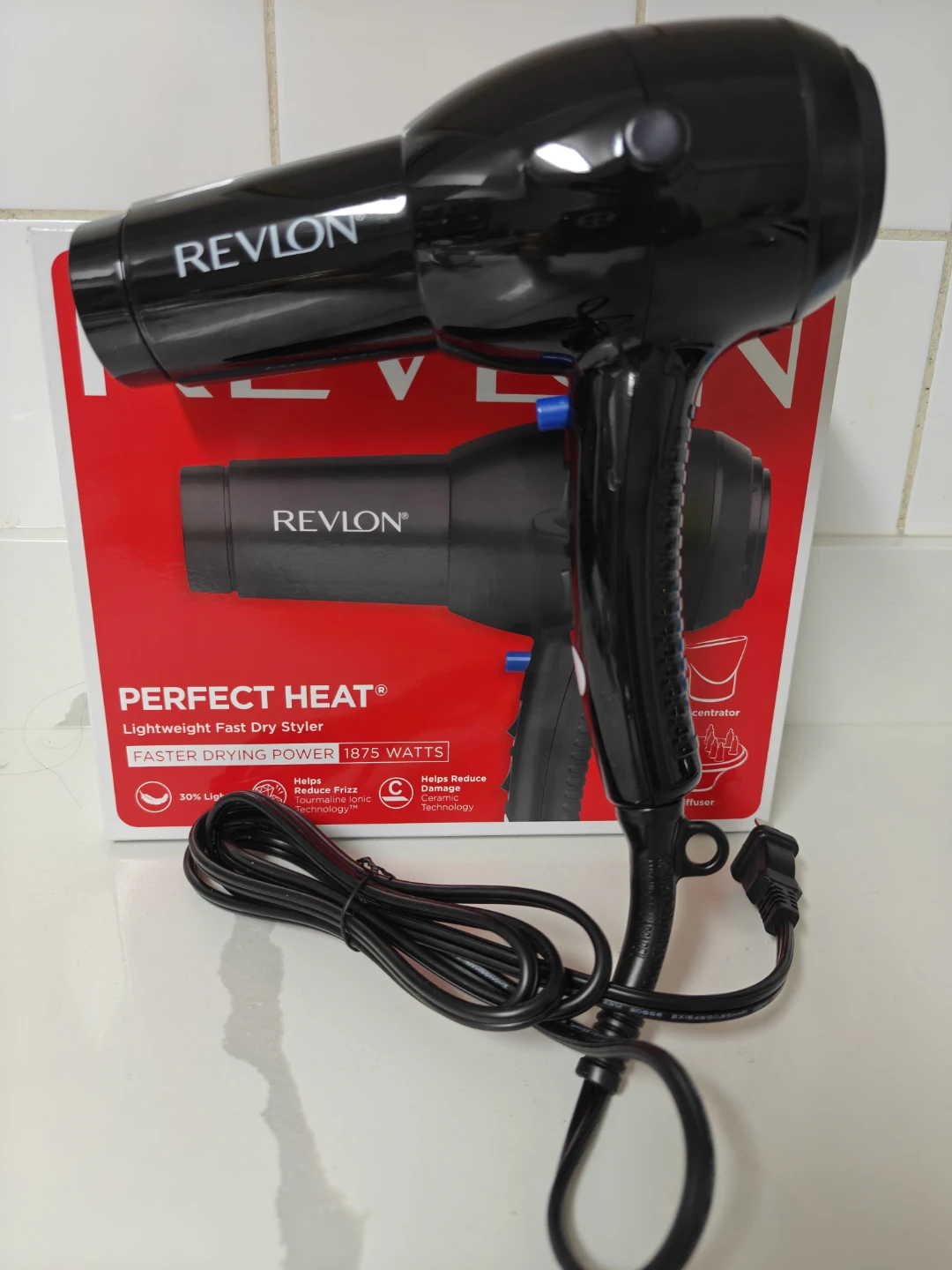 REVLON Hairdryer and Hair Straightener