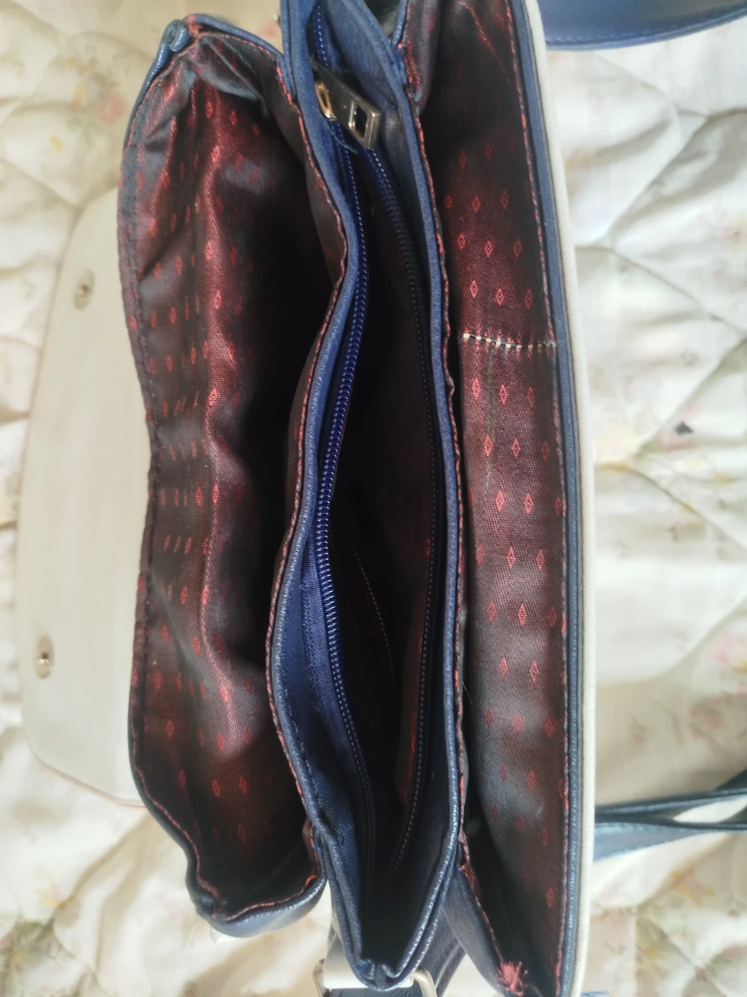 Tommy Hilfiger Tricolour Shoulder Bag - photo 4
