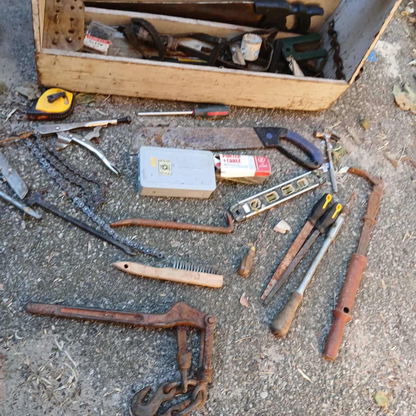 Assorted Vintage Tools and Wooden Toolbox - photo 2