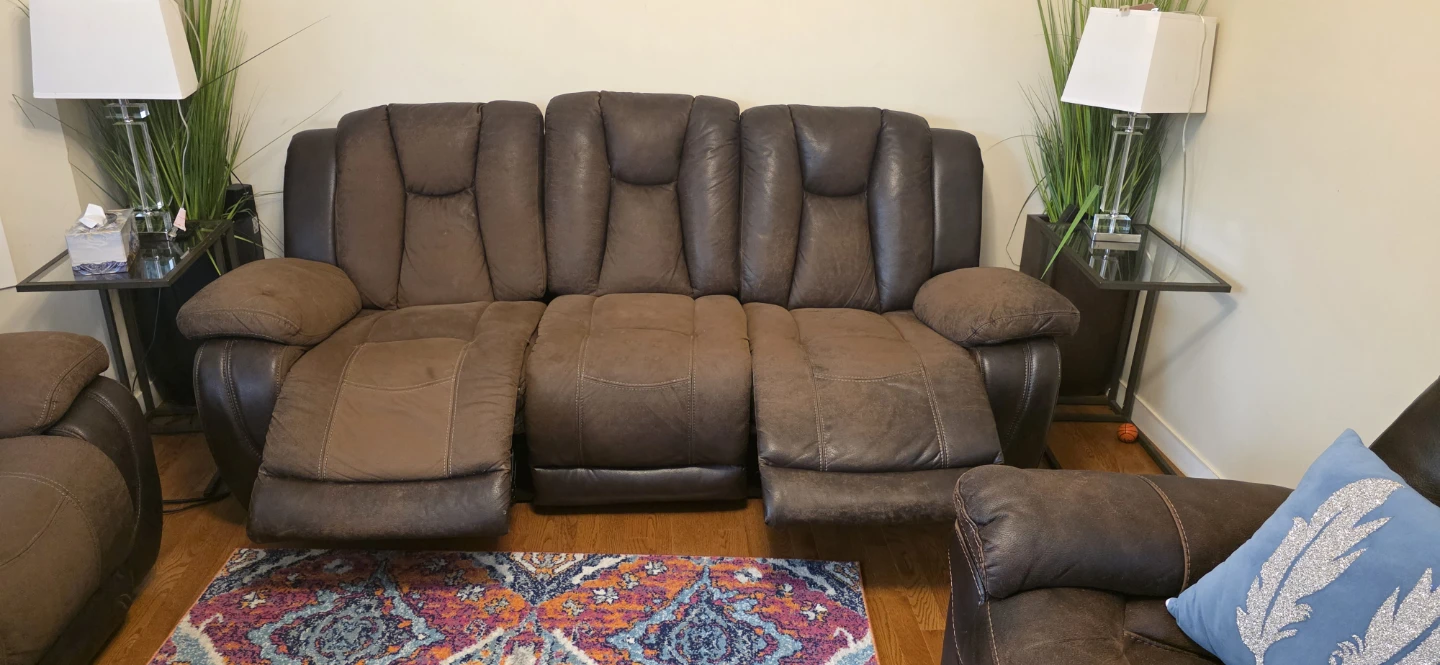 Brown Leather Recliner set