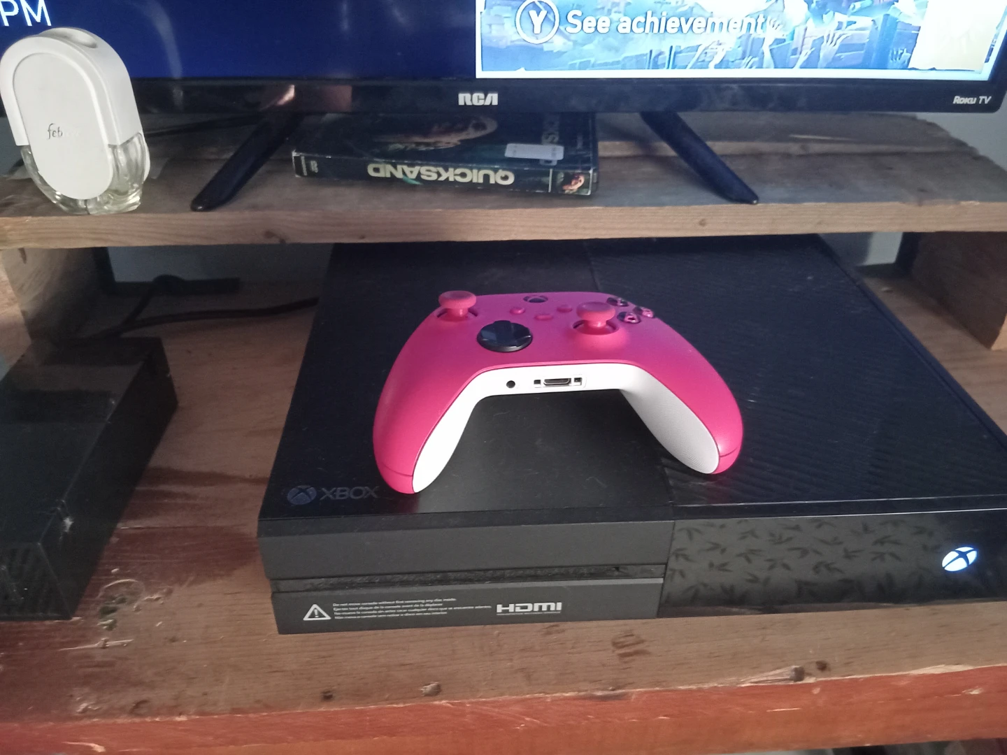 Xbox One with Pink Controller