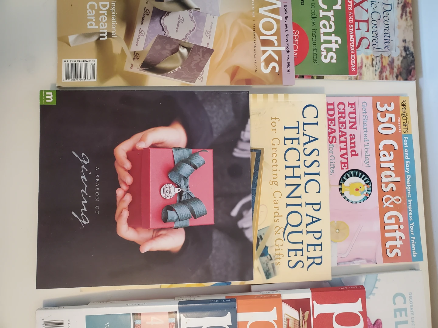 Lot of 10  Paper Crafting Magazines and Books - photo 3