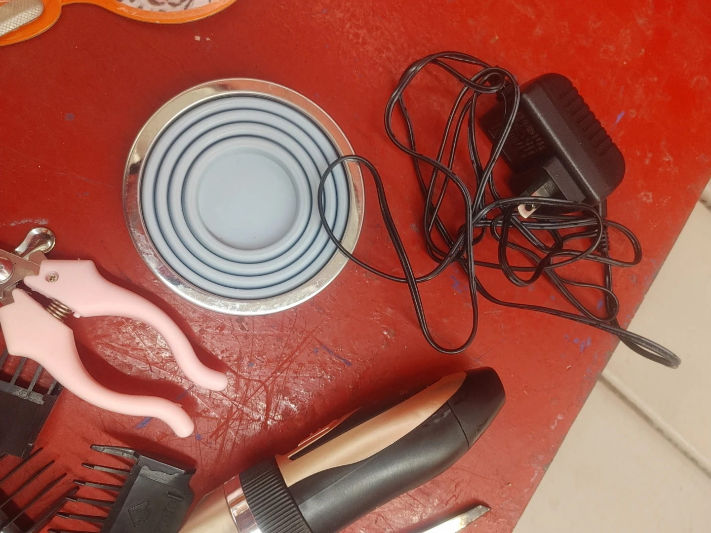 Pet Grooming Kit with Clippers and Nail Trimmers - photo 4