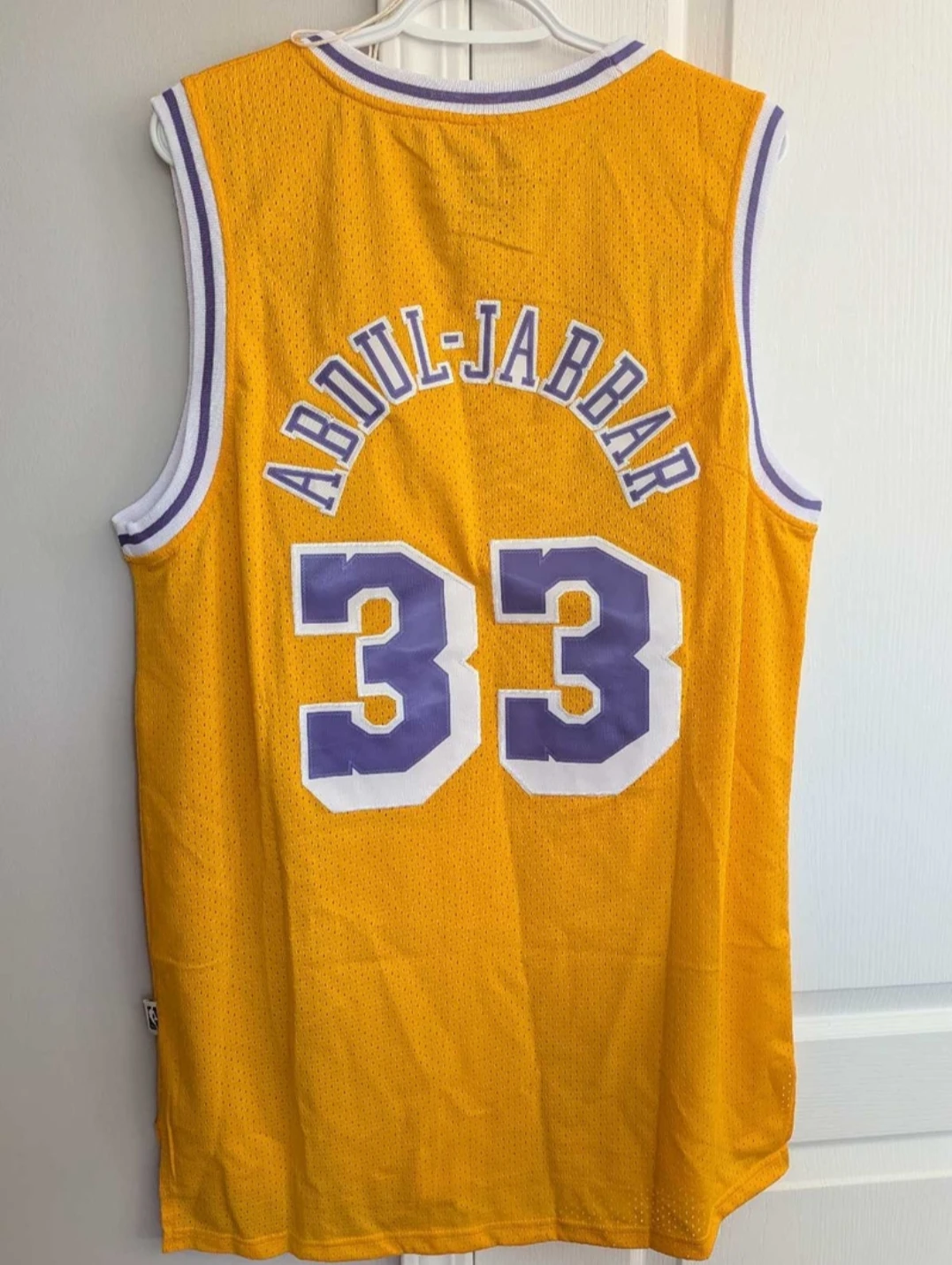 Adidas NBA Classics Kareem Abdul-Jabbar Lakers Jersey XL - photo 2