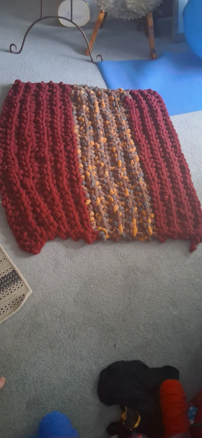 Chunky Hand Chrocheted Throw Blanket - photo 2