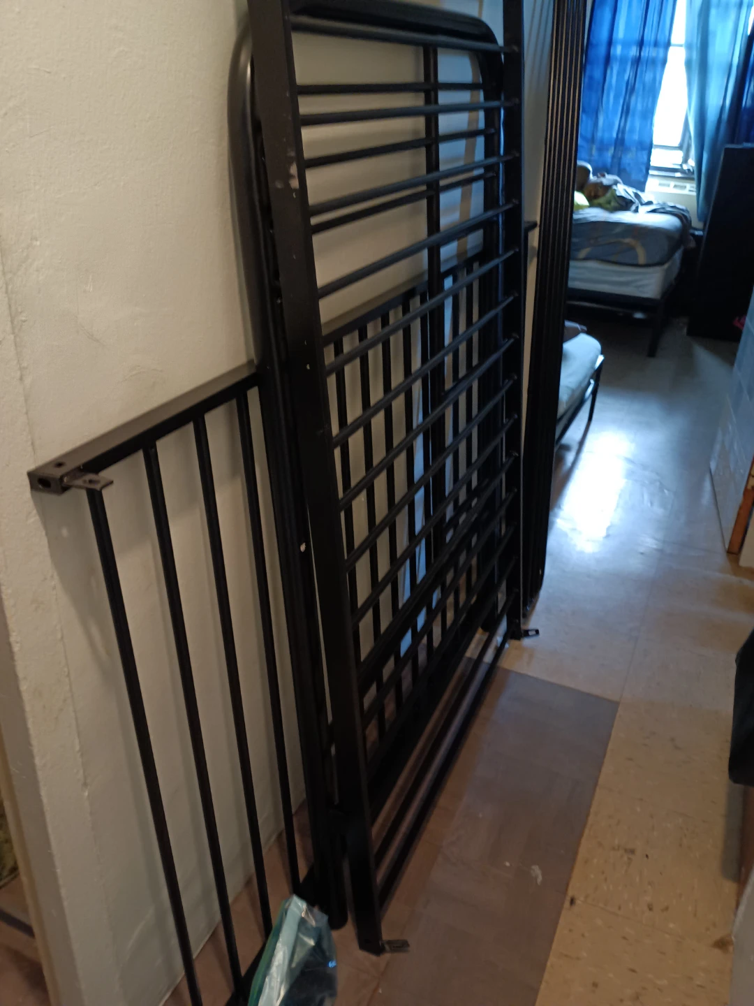 Black Metal bunk Bed Frame set - photo 2