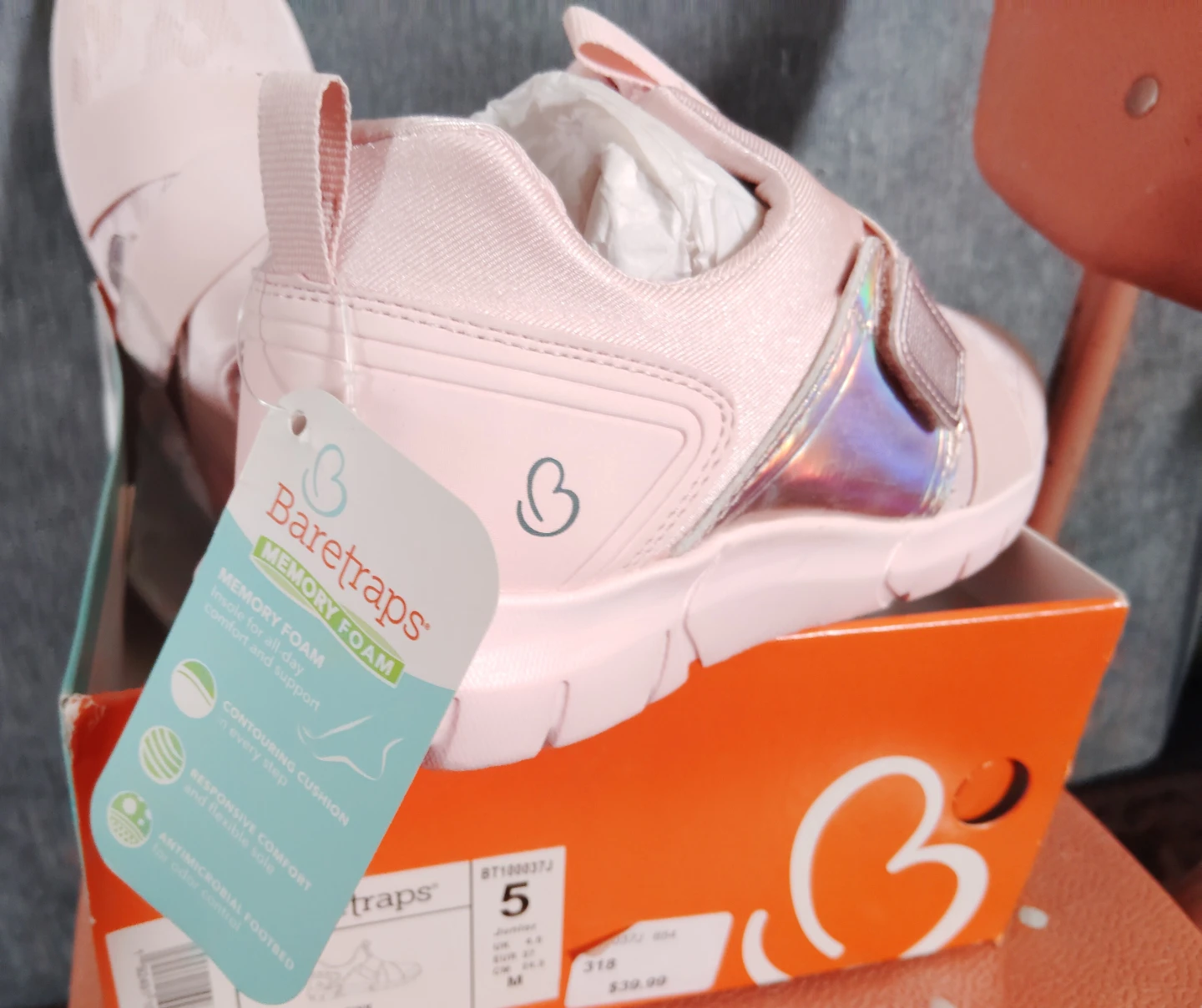 New kids shoes