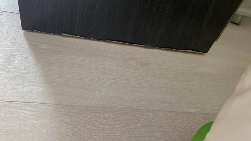 Dark Wood Dresser - 6 Drawer - photo 4