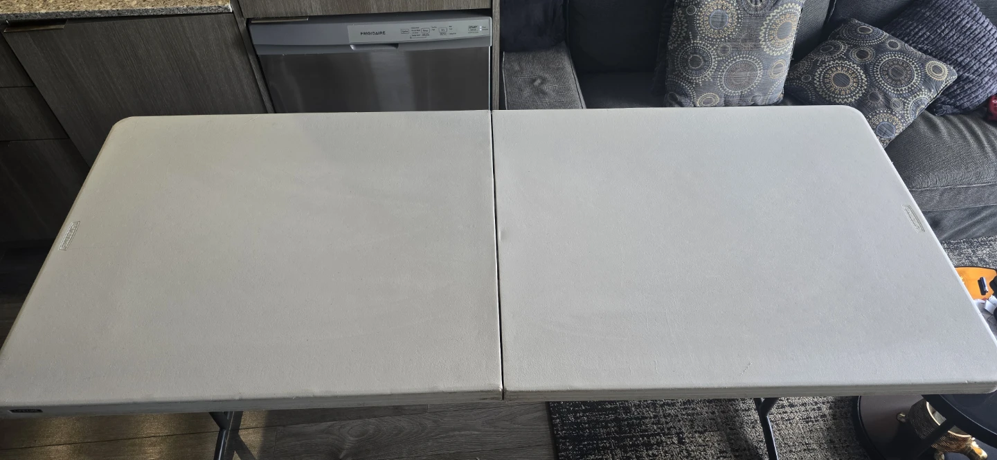 Commercial Lifetime 6' Folding Table - photo 2