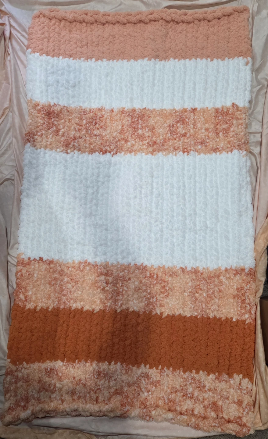 Chunky Knit Blanket Orange White Stripes - photo 3