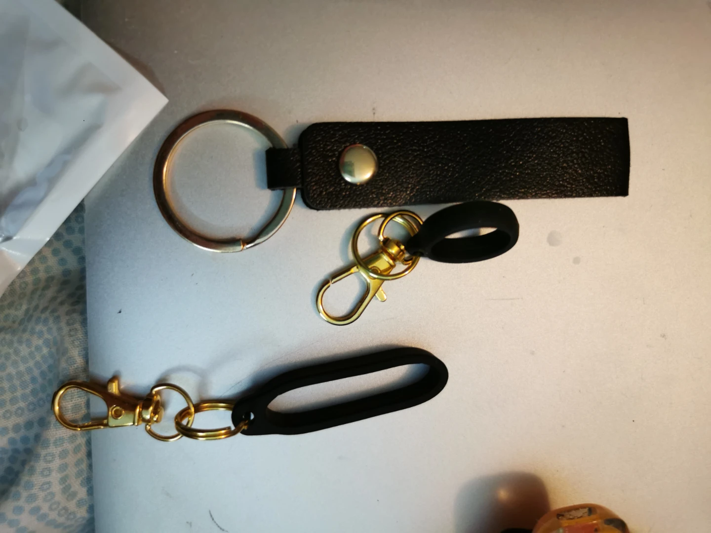 Black Faux Leather Keychain with Multiple Rings and Clasps - photo 3