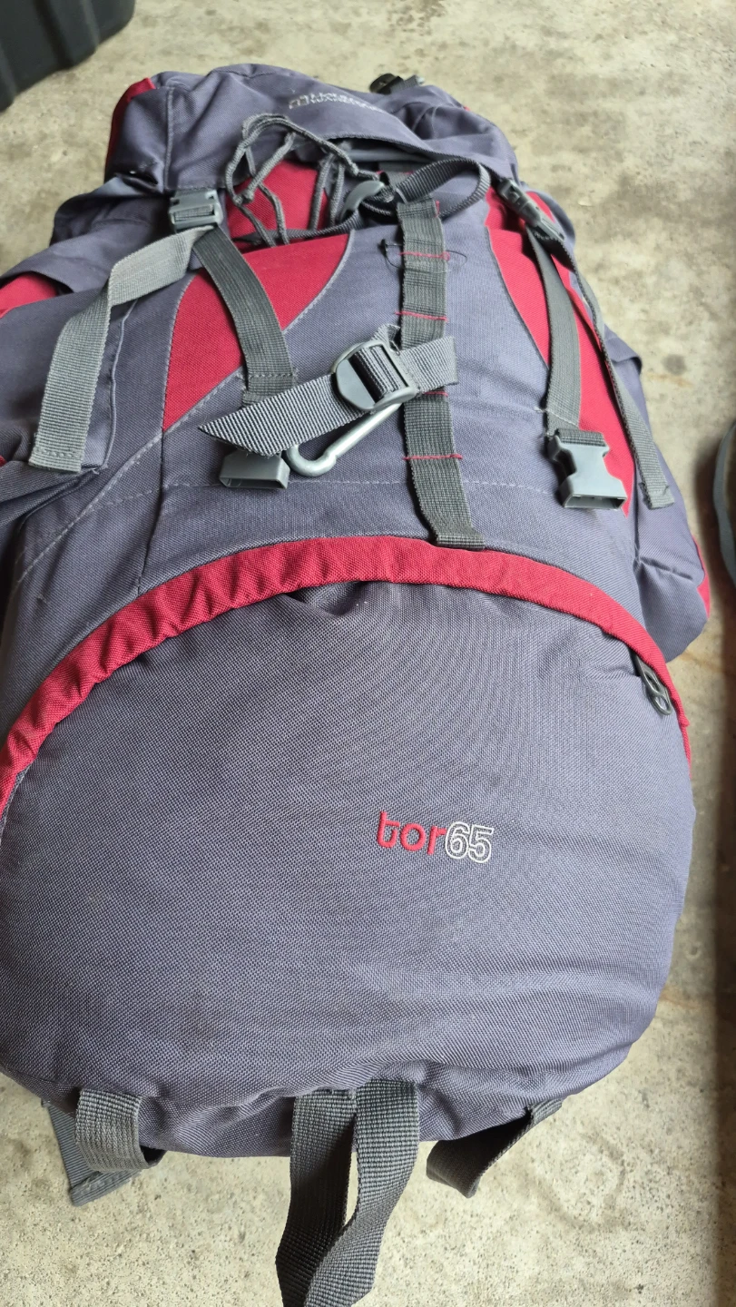 Mountain Warehouse Tor 65 Backpack
