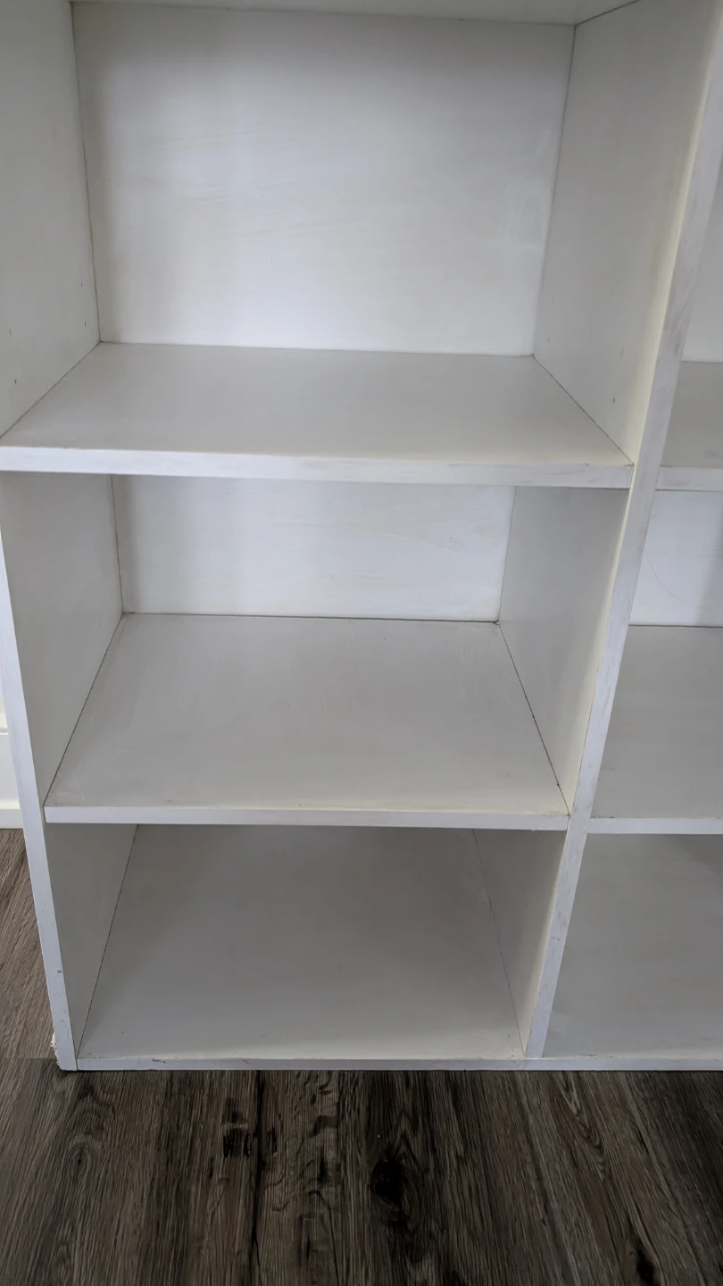 IMMEDIATE MOVING/White 6-Cube Bookshelf/ 50$ or OBO - photo 3