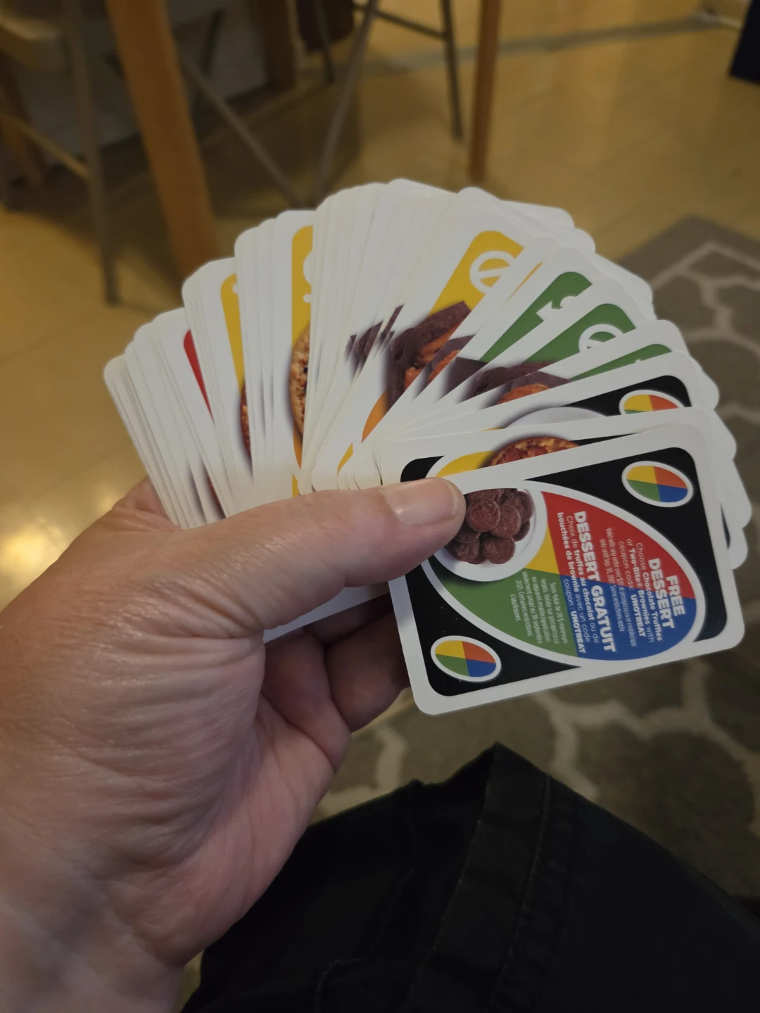 UNO Pocket Pizza Pizza Card Game - photo 3