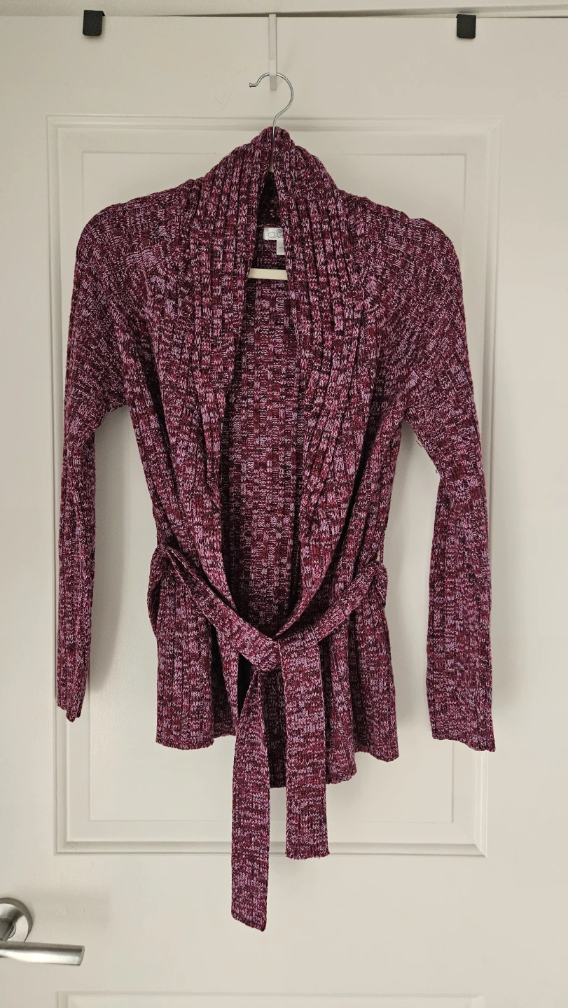 Beautiful Cardigan Sweater with belt, size M/M