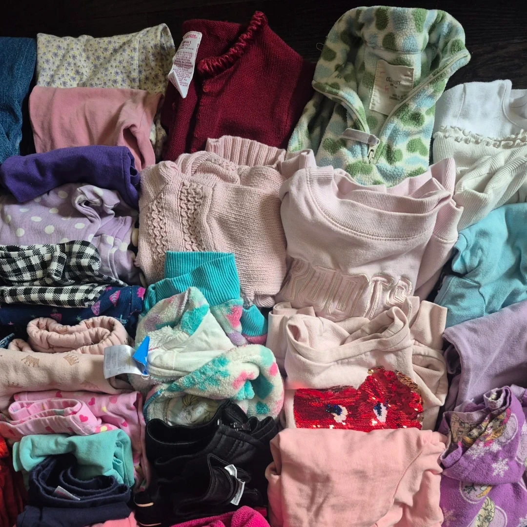 81pc Toddler Girls Fall/Winter Clothing Bundle - photo 5