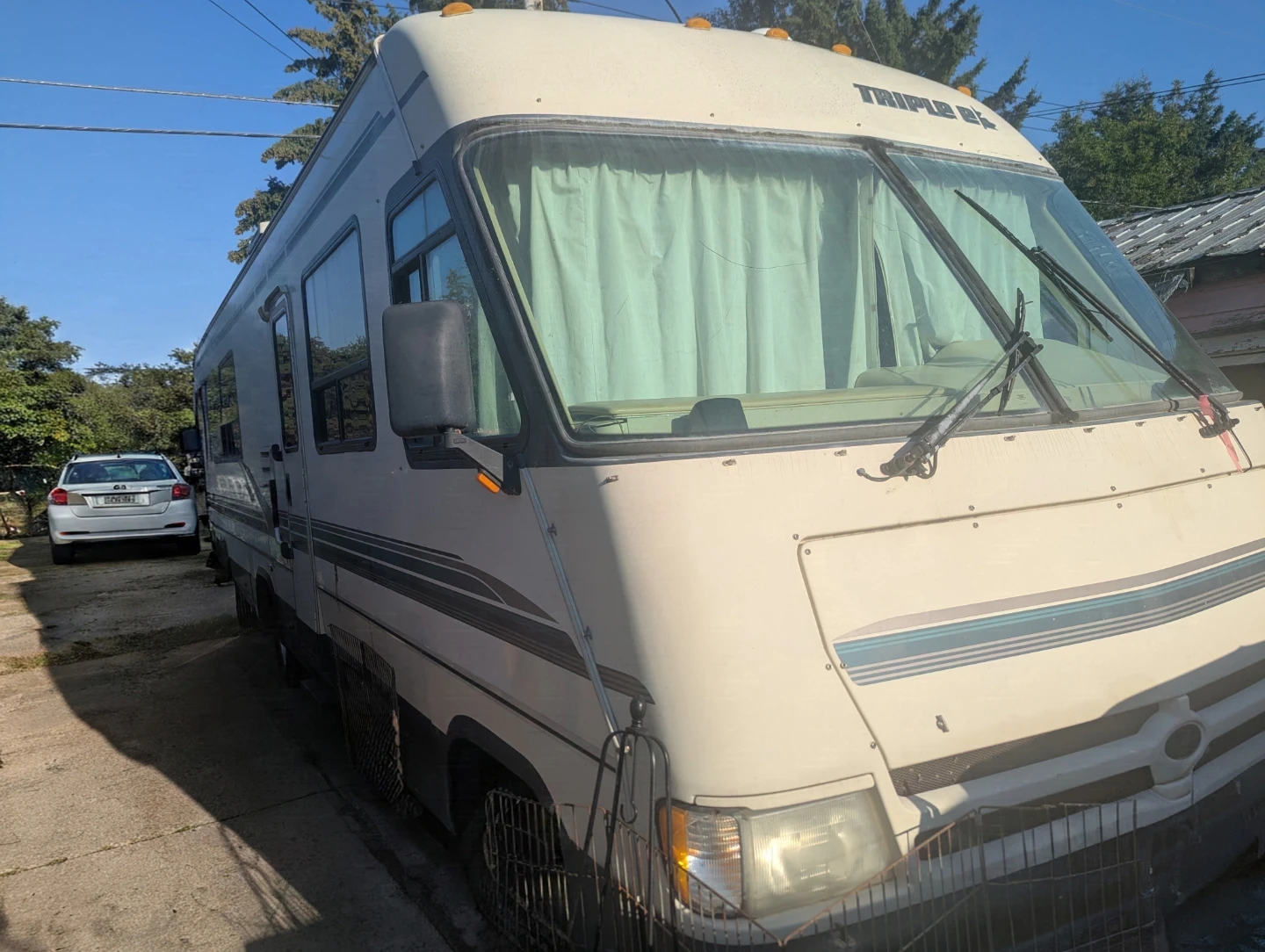 Triple E RV Motorhome