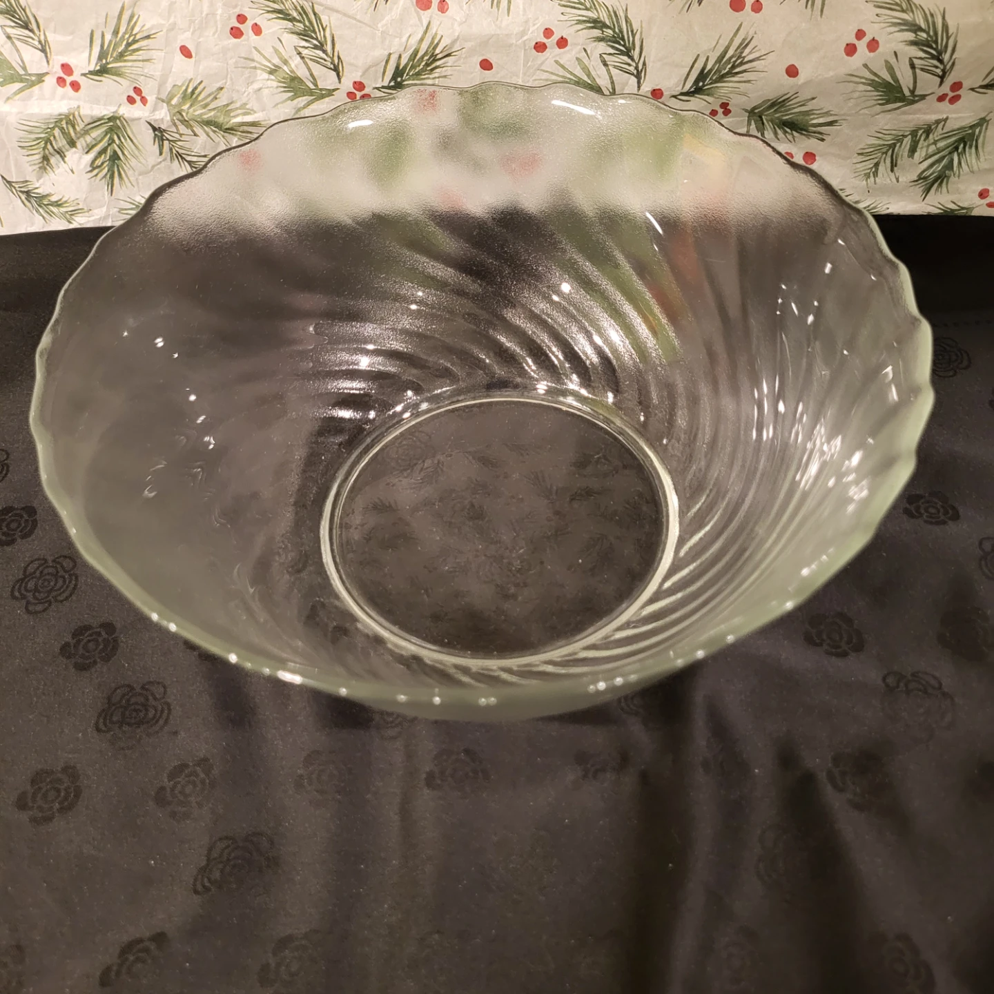 Clear Glass Swirl Bowl