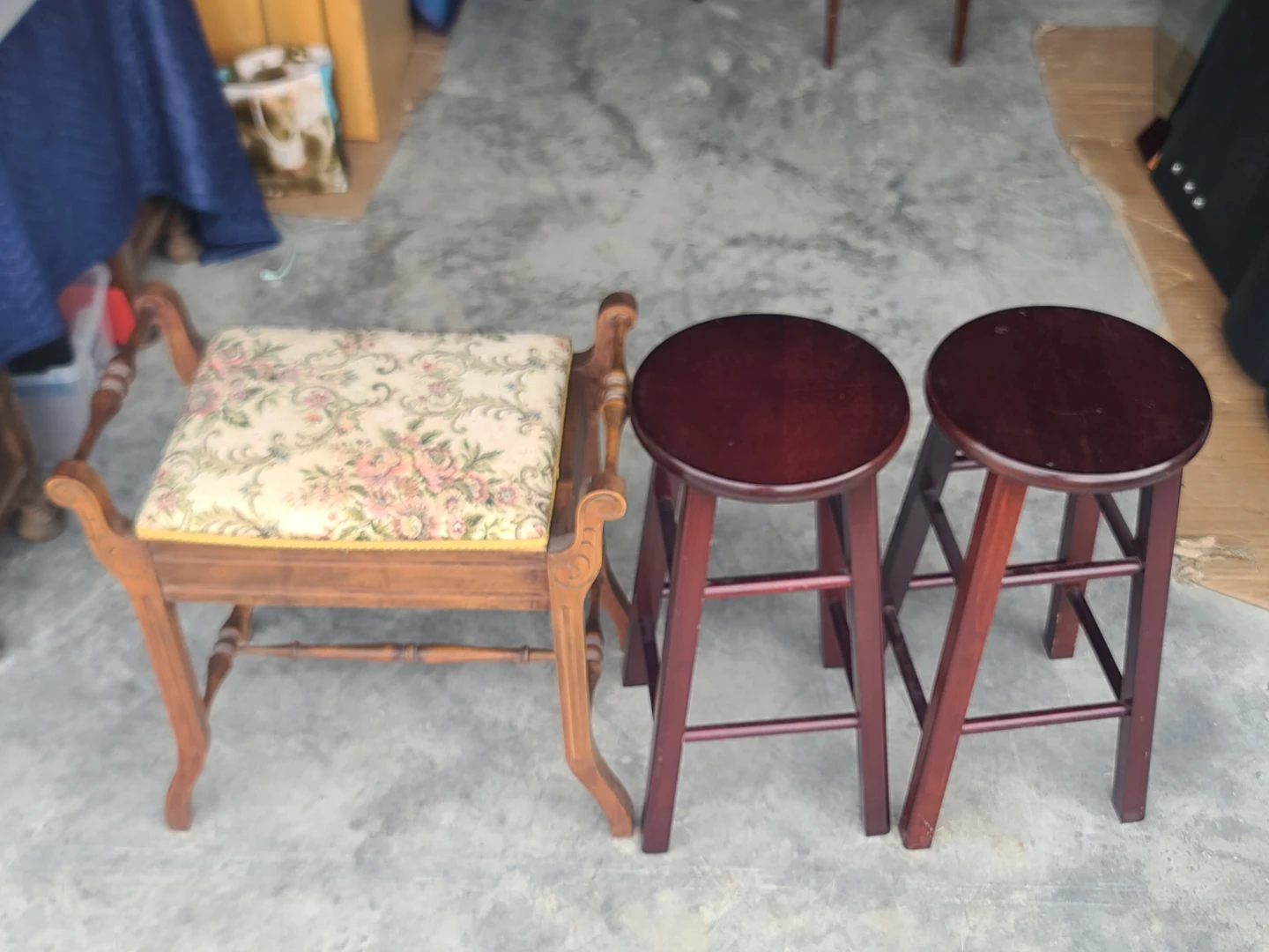 Vintage Vanity Stool & 2 Bar Stools - photo 2