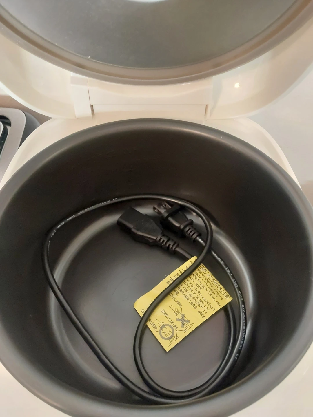 Panasonic Fuzzy Microcomputer Rice Cooker SR-DF101 - photo 2