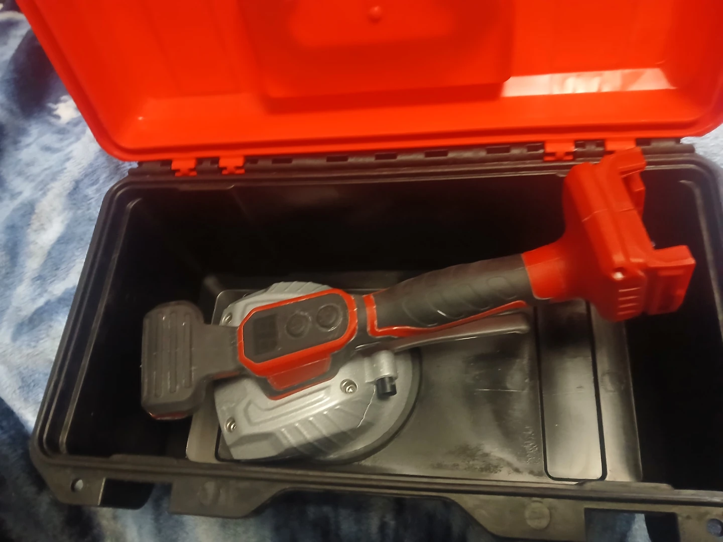 Red Suction Cup Lifter with Case - photo 2