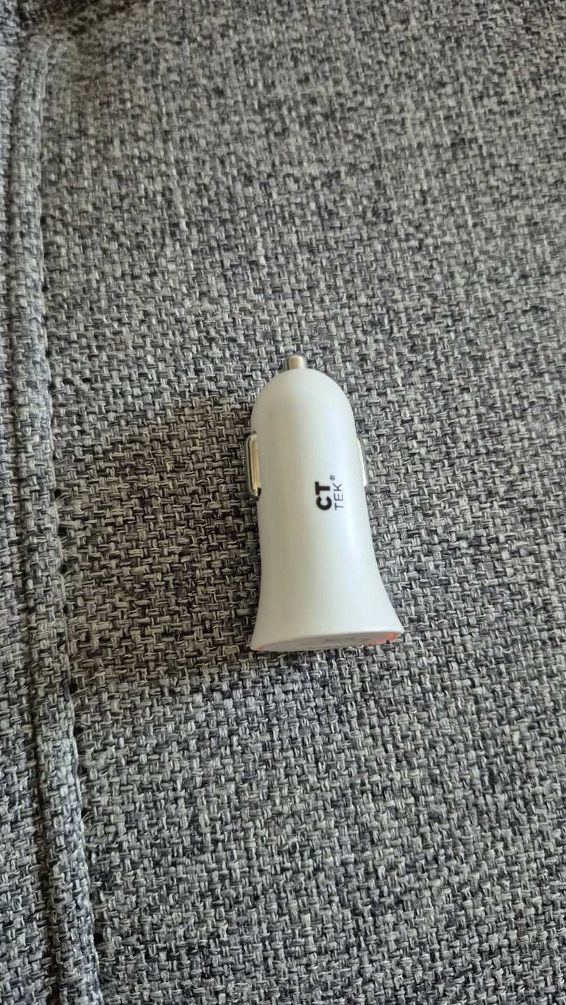 CTEK Dual USB Car Charger and Phone Mount - photo 5