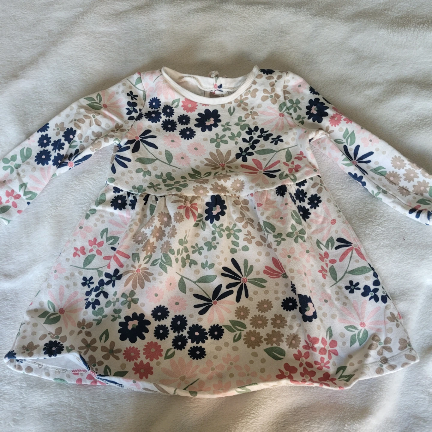 3 Toddler Girls Dresses Bundle - photo 3