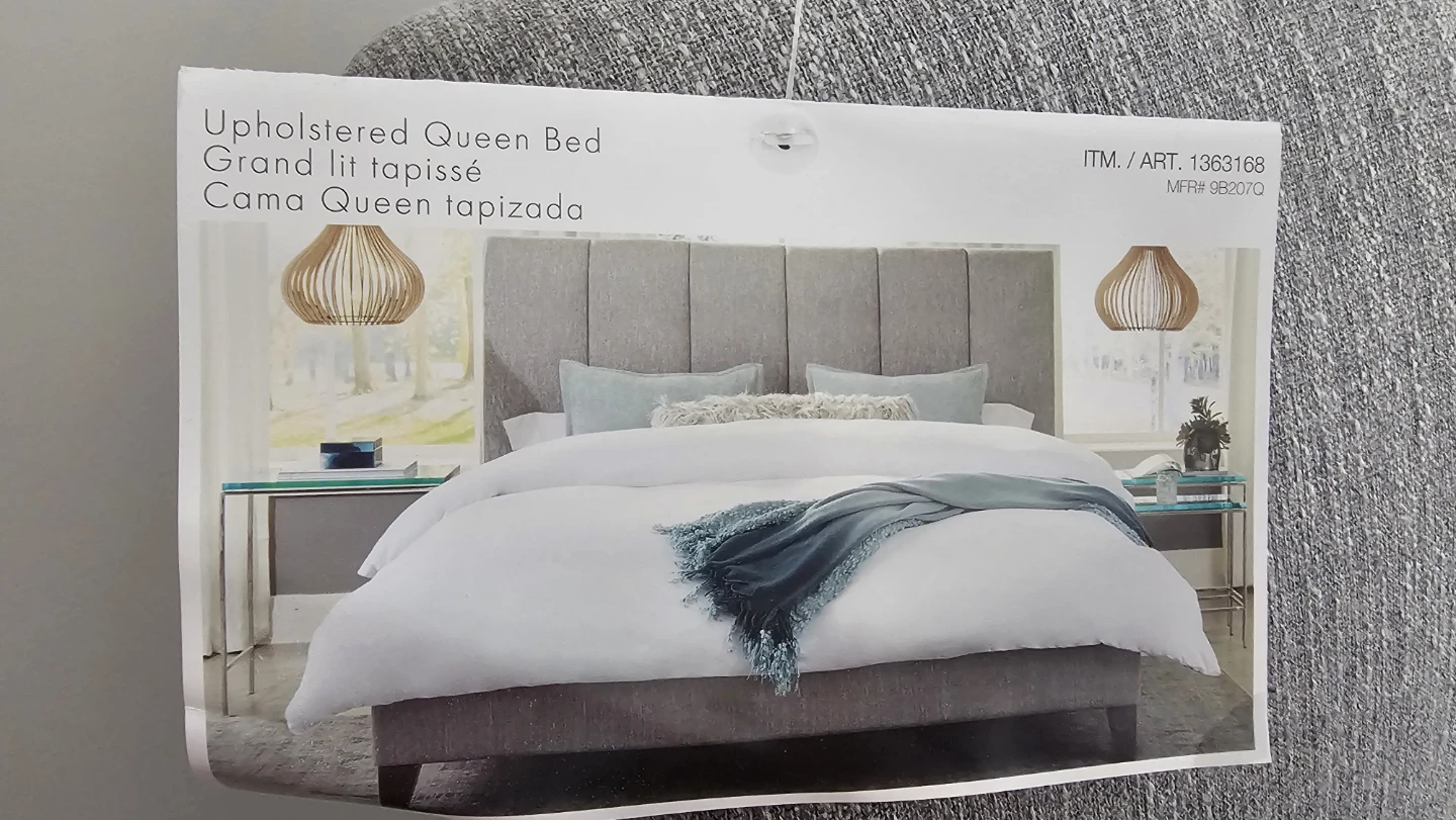 Upholstered Queen Bed
