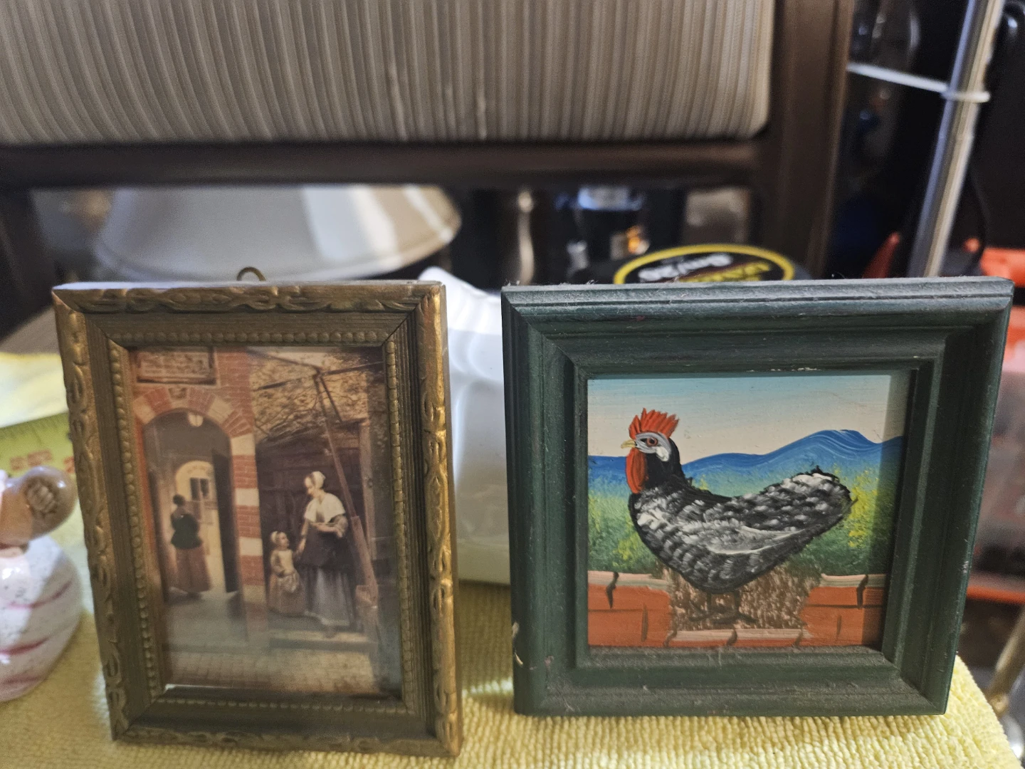 Pair of small framed decorative pictures - photo 3