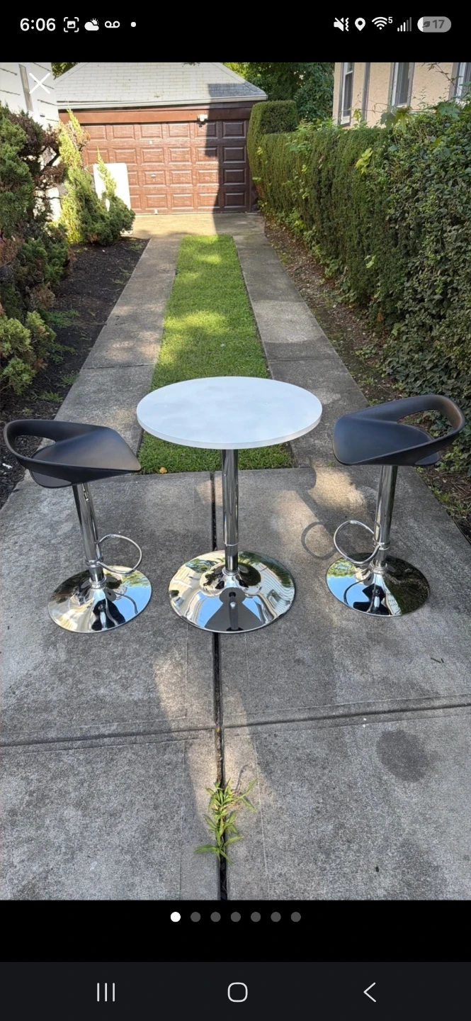 White Bar Table with 2 Black Bar Stools