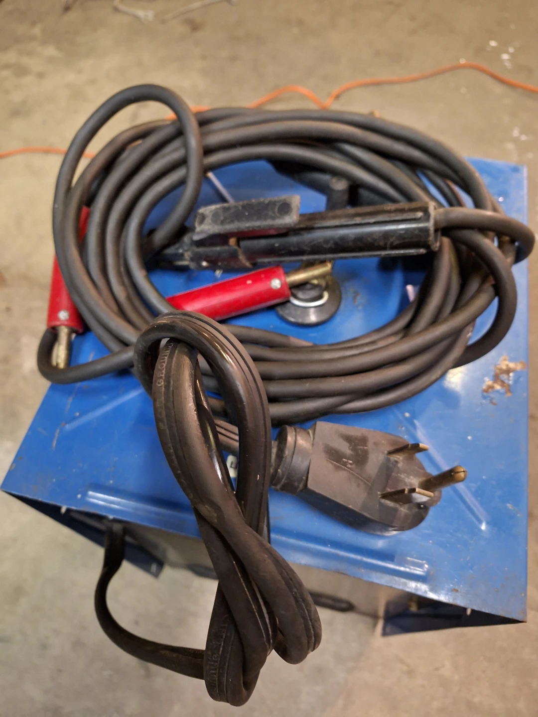 Miller Thunderbolt 225 CC AC Arc Welding Power Source - photo 3