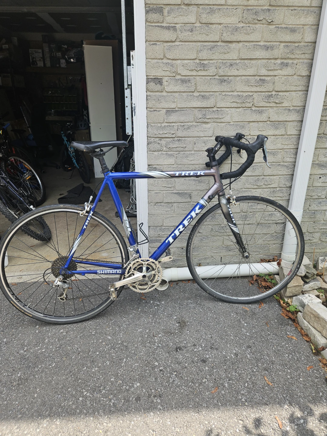 Trek Road Bike - photo 3