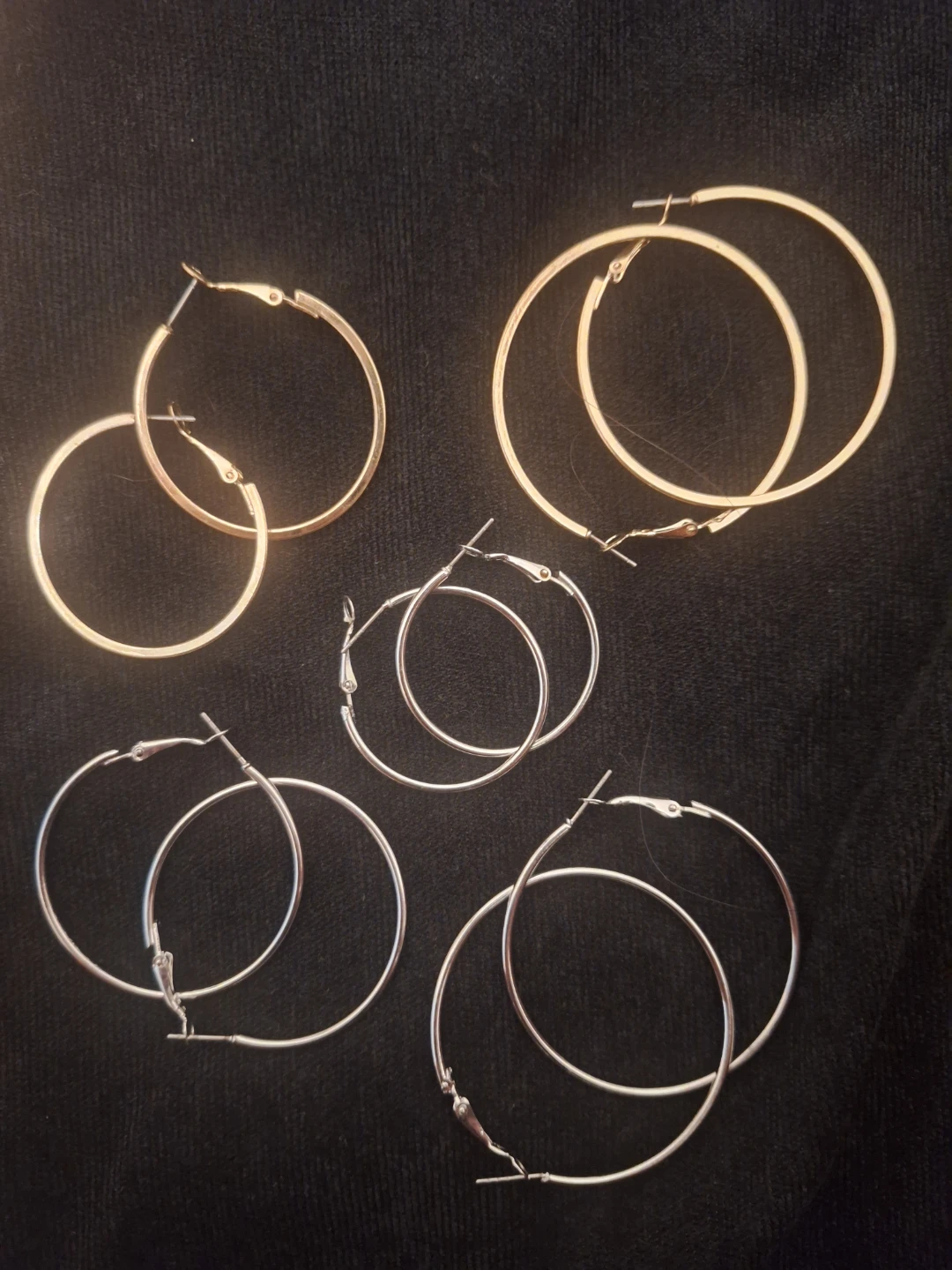 Assorted Hoop Earrings (Gold & Silver Tones)