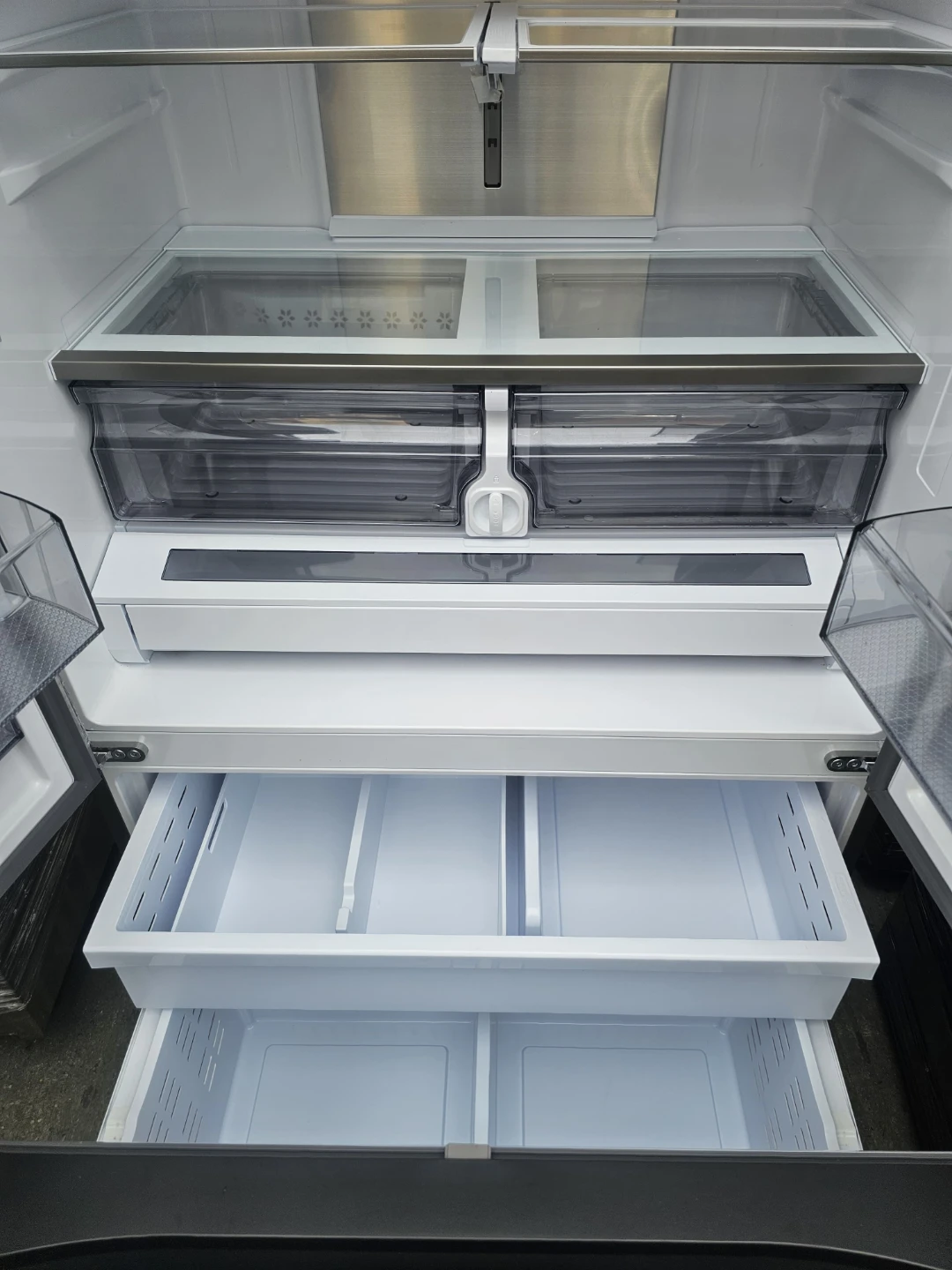 Samsung 36in family hub refrigerator - photo 2