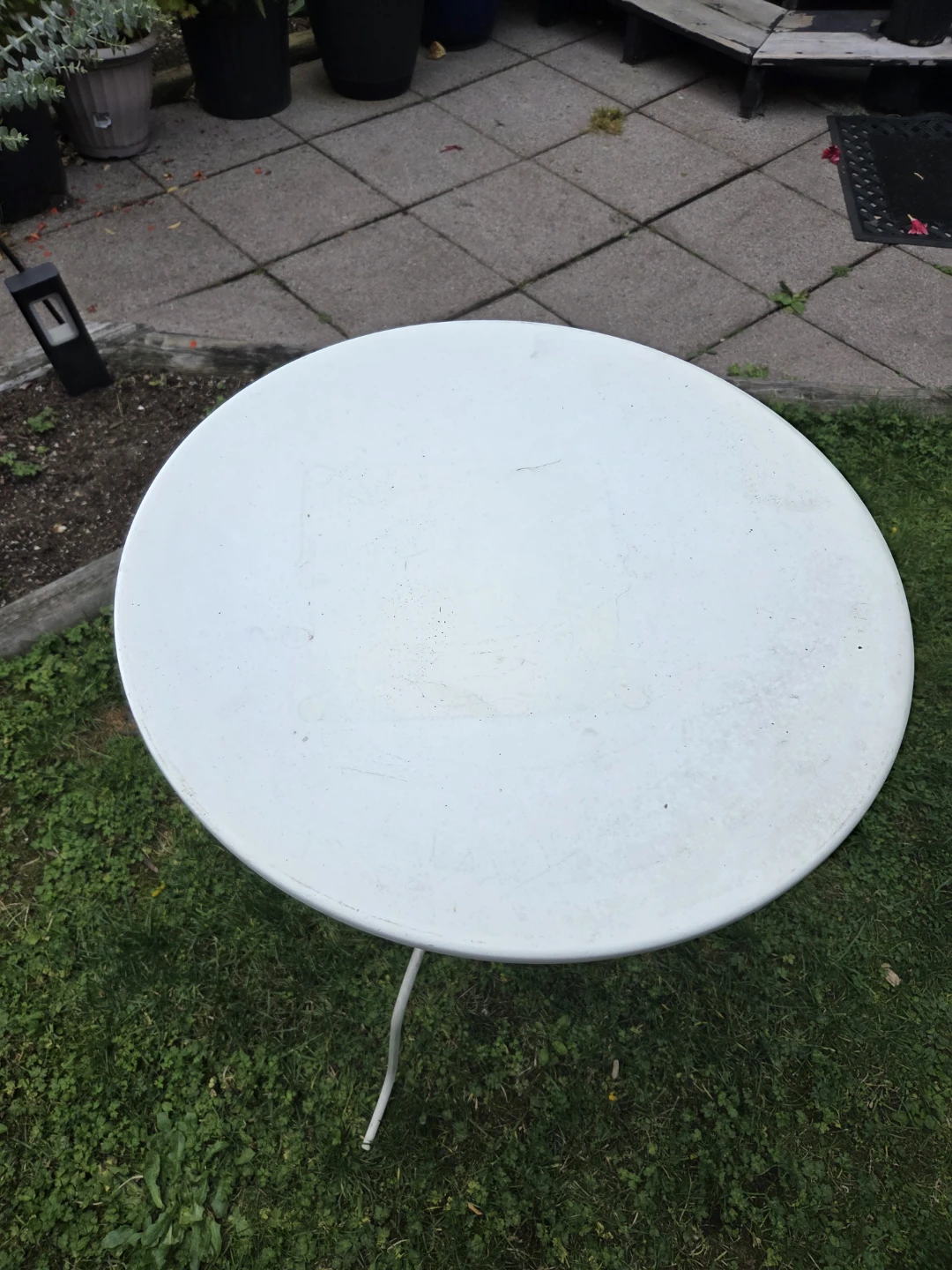 White Round Bistro Table