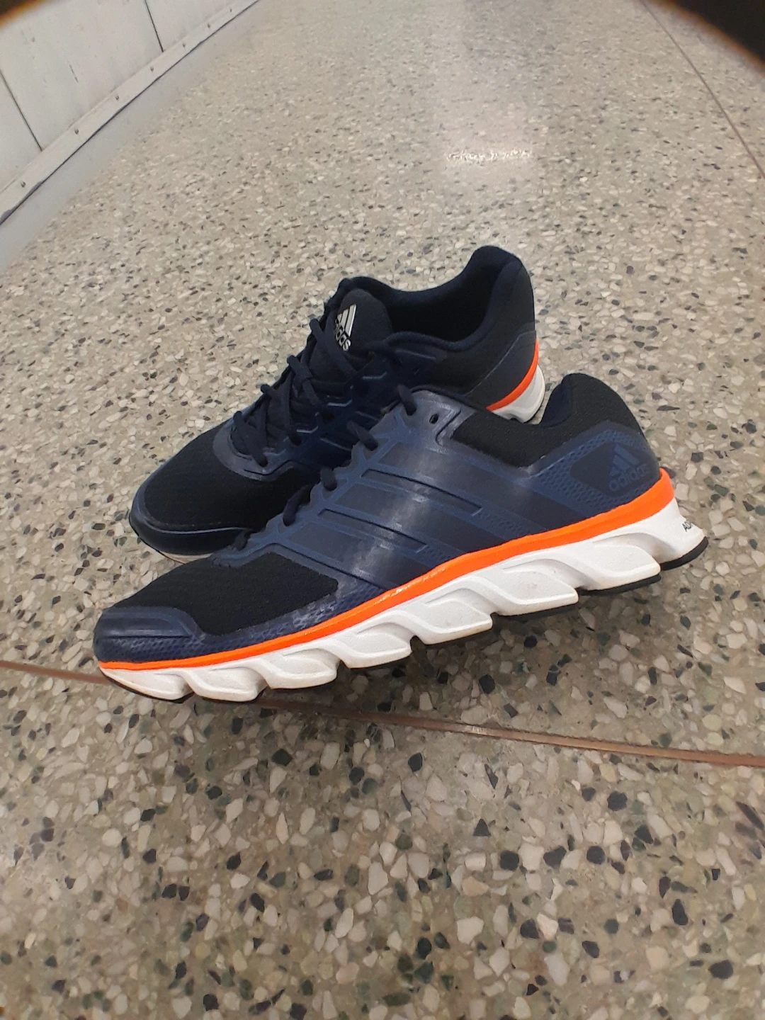 Adidas running shoes Men's Size 10