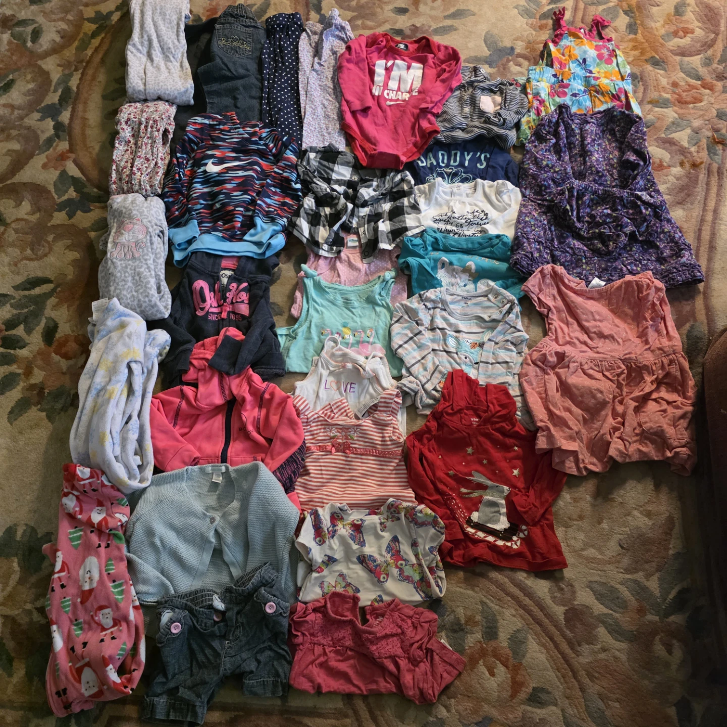 18 month girl clothes 33 pieces for 55 - photo 2