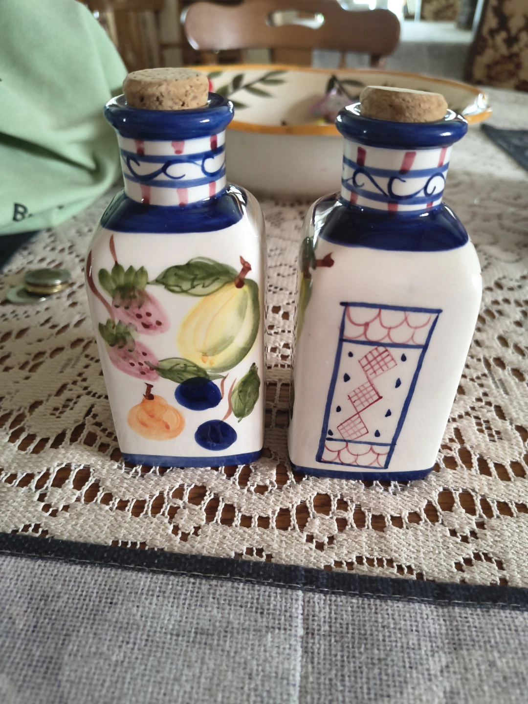 Ceramic fruit pattern oil and vinegar bottles with corks - photo 5