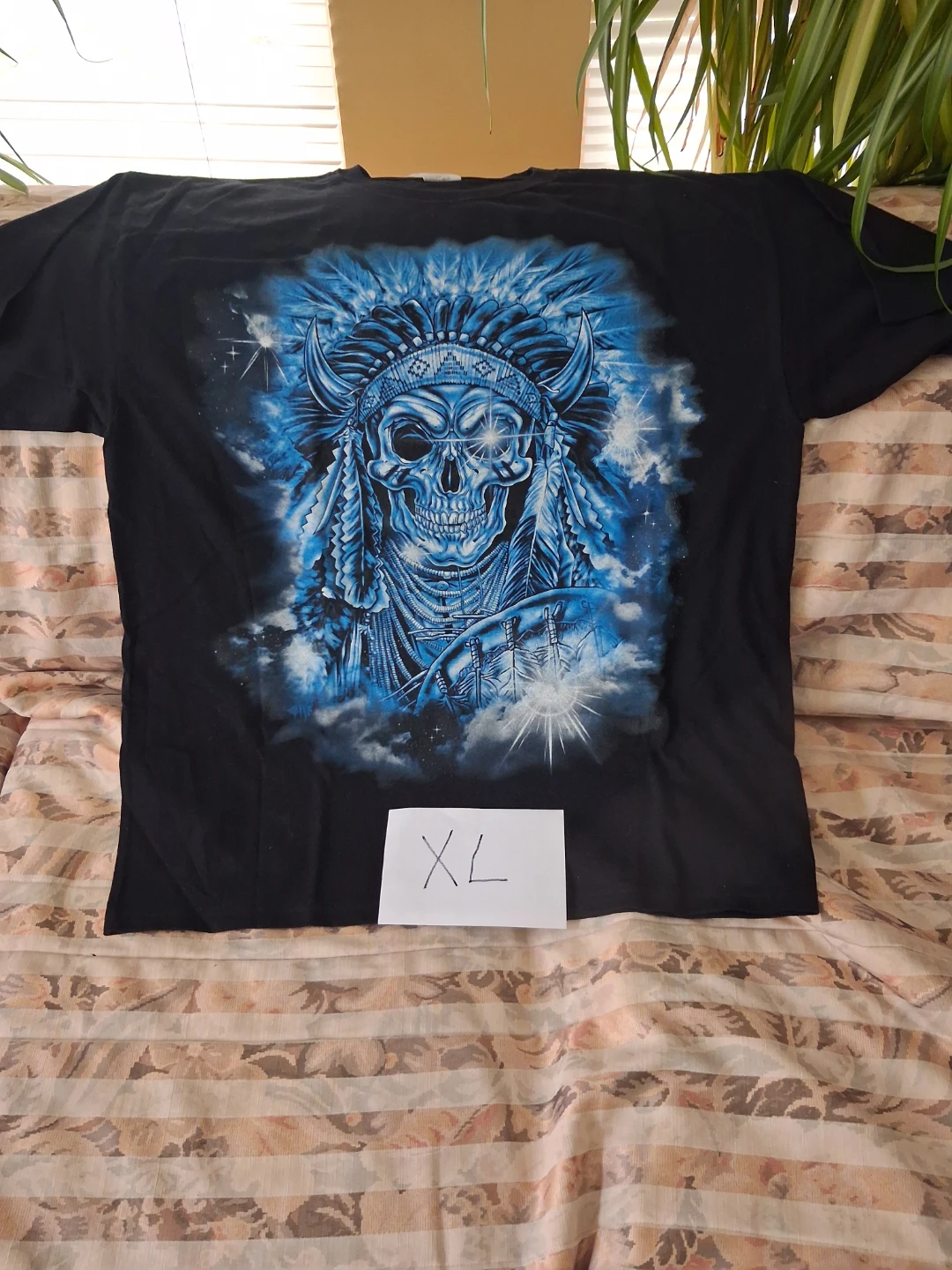 Extra Large Graphic Design T-Shirt