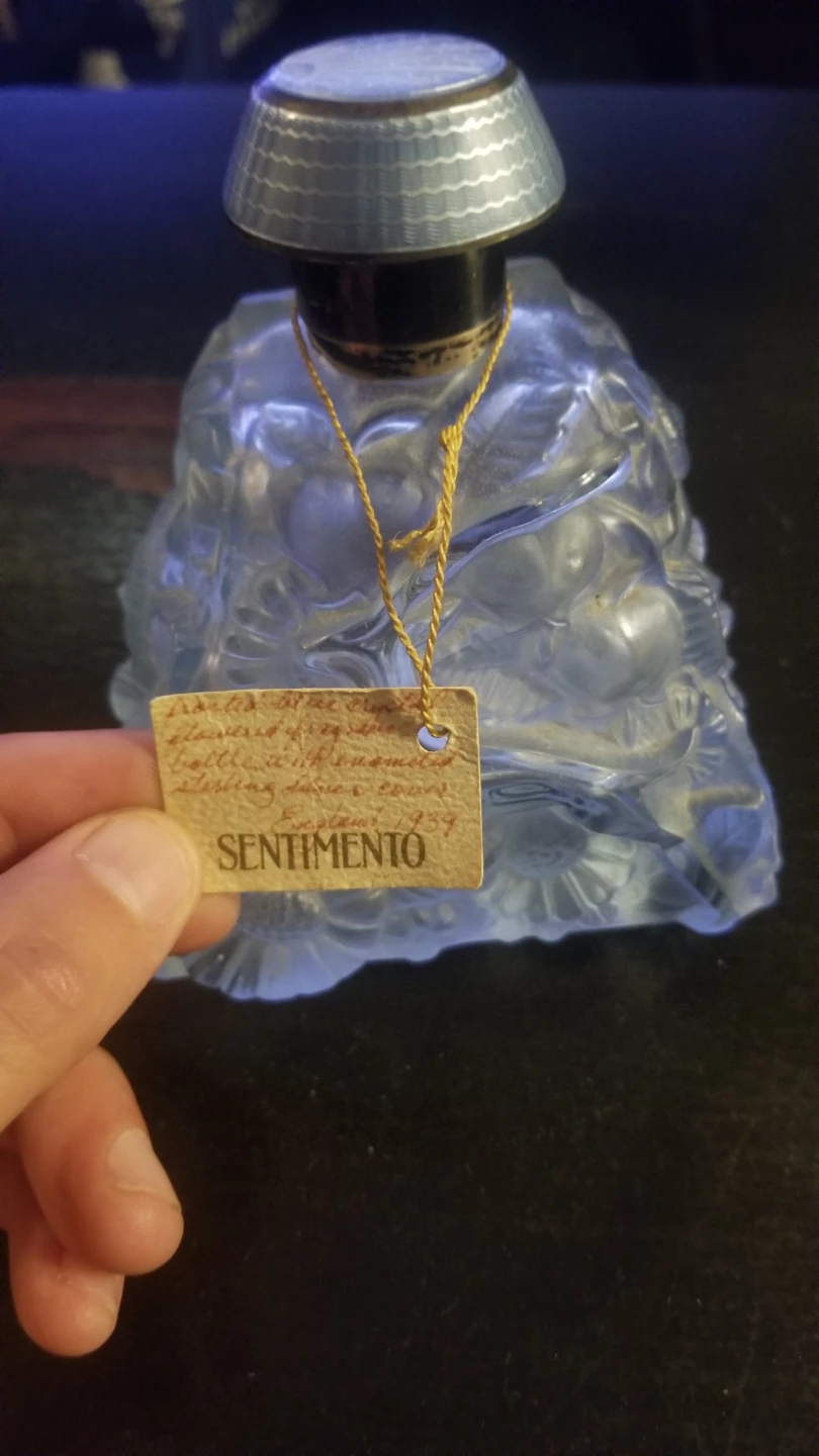 Sentimento Glass Perfume Bottle