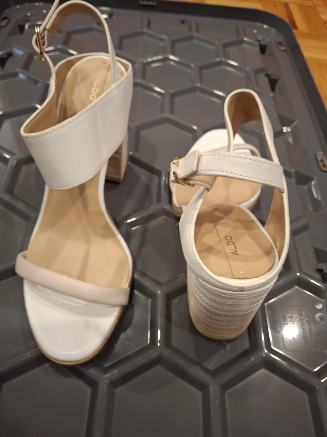 ALDO White Block Heel Sandals - photo 4