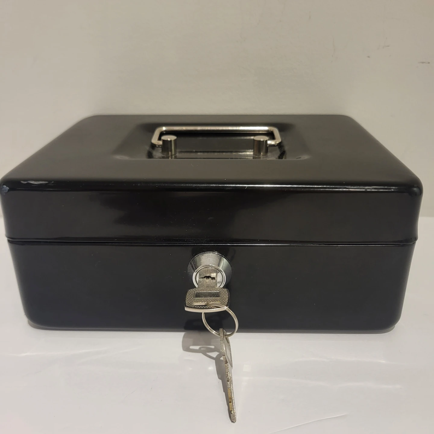 Black Metal Cash Box with Key