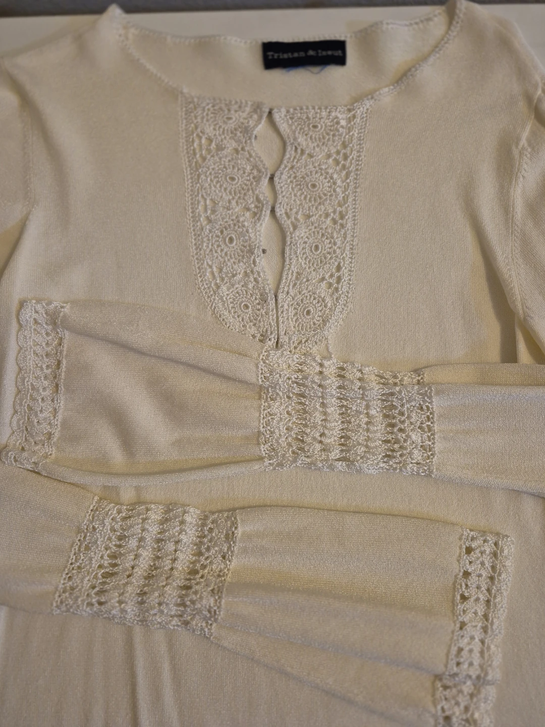 Tristan & Iseult Cream Lace Detail Sweater - photo 4