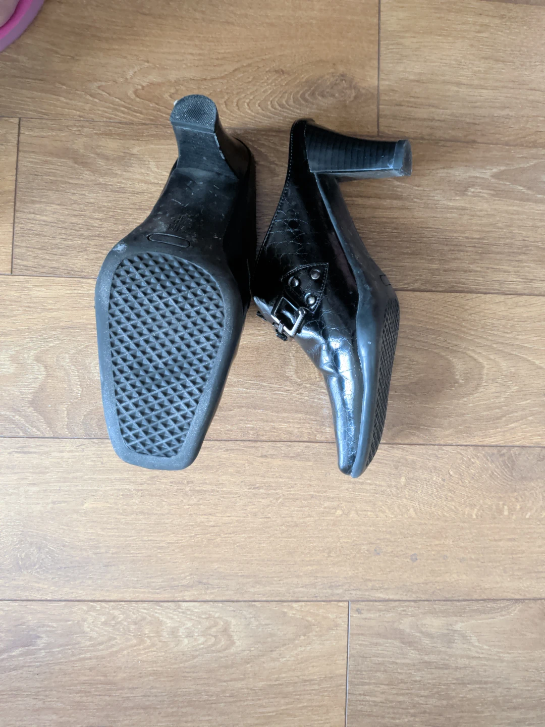 Naturalizer Black Mules - Size 8.5 - photo 3