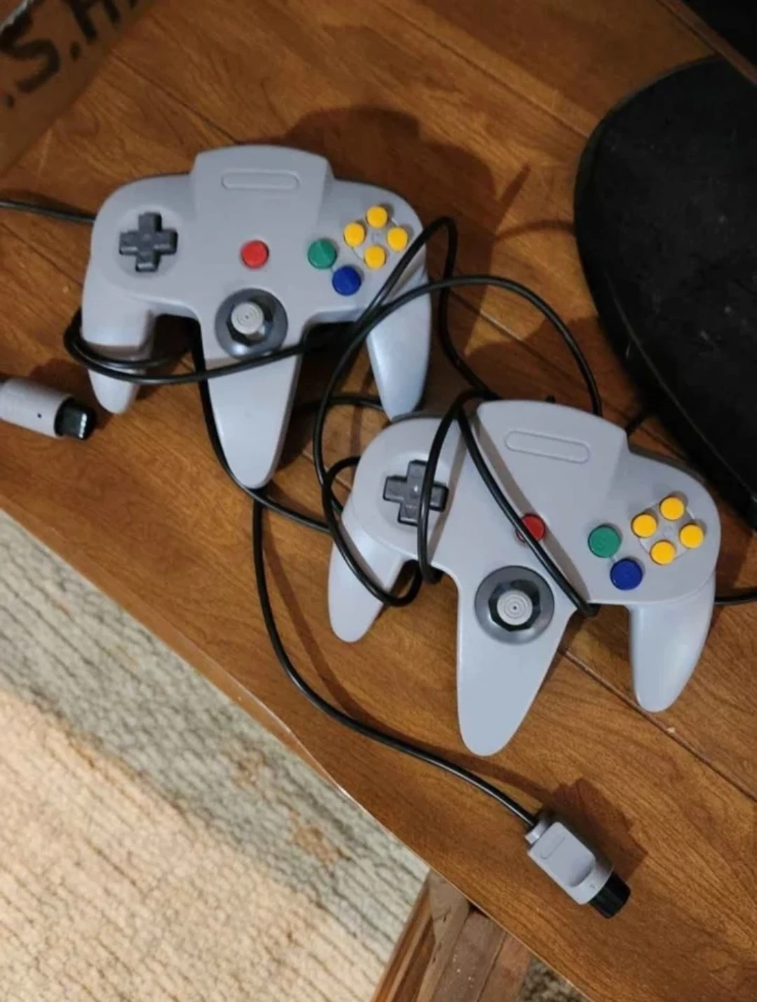 Nintendo 64 N64 Controllers (2)