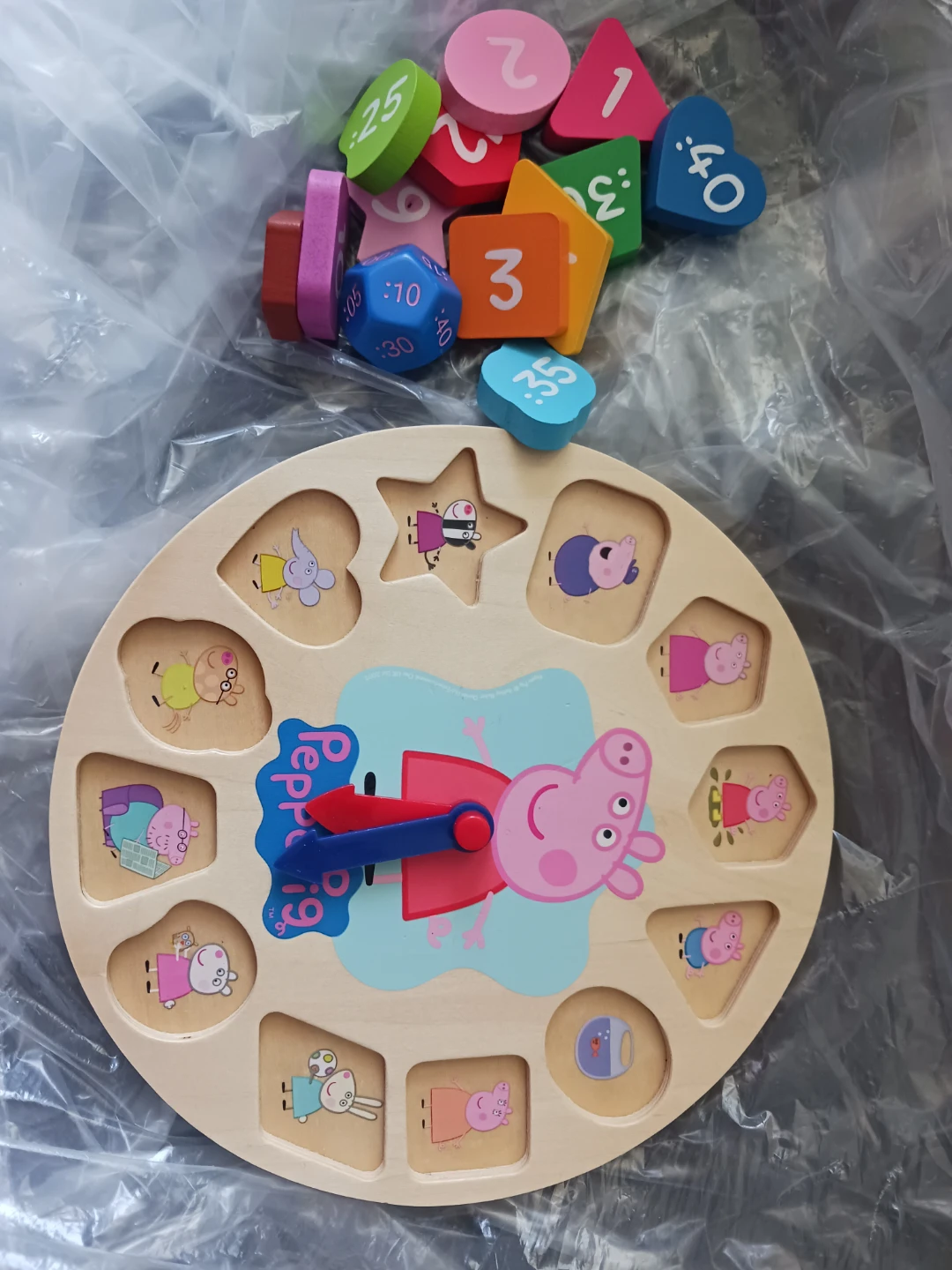 Peppa Pig Wooden Shape Sorter Clock Toy - photo 3