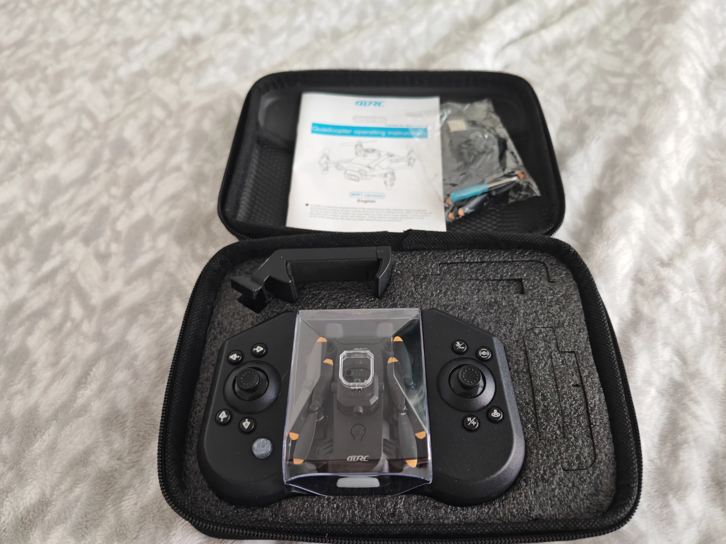 4DRC / DEERC Mini Quadcopter Drone – Full Kit